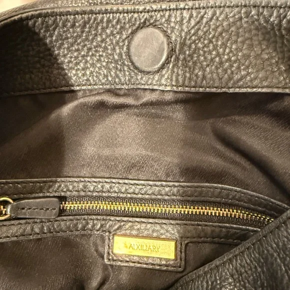 Auxiliary Black Leather Handbag - Picture 7 of 13